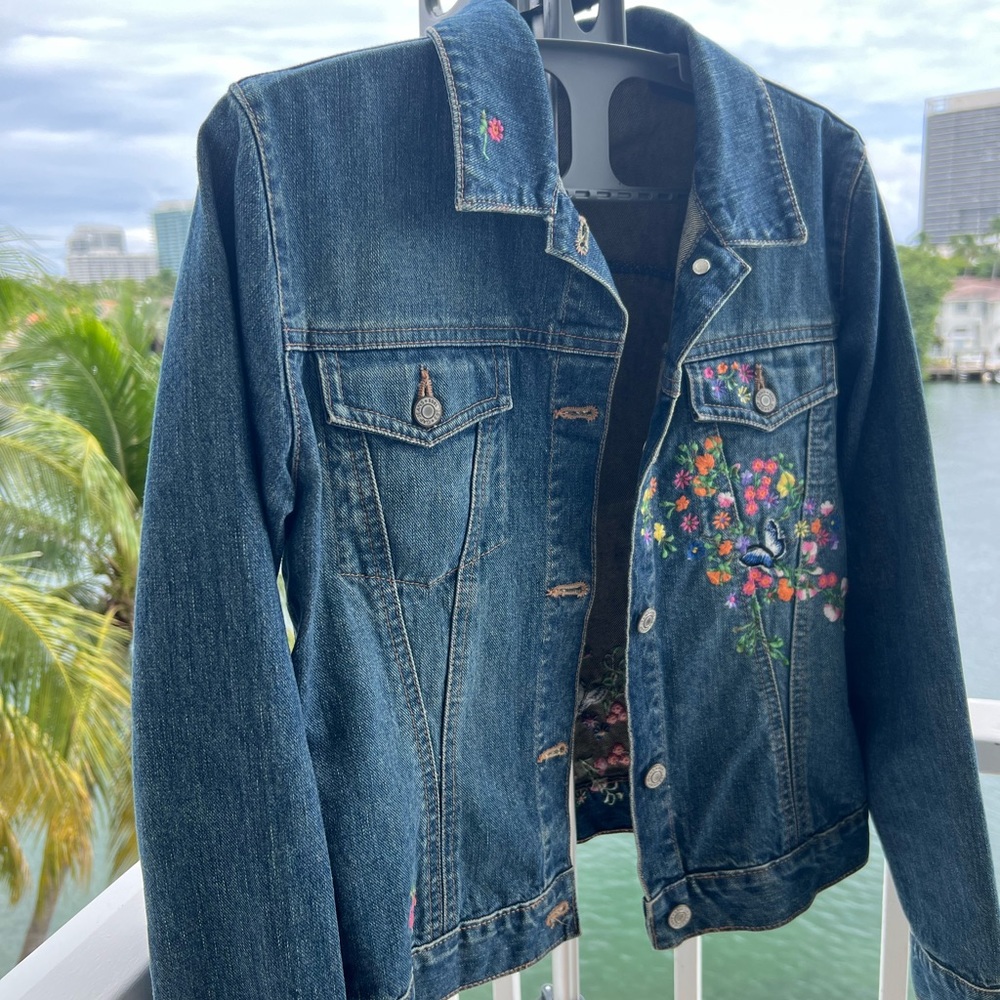 Denim floral and butterfly embroidered woman’s jacket